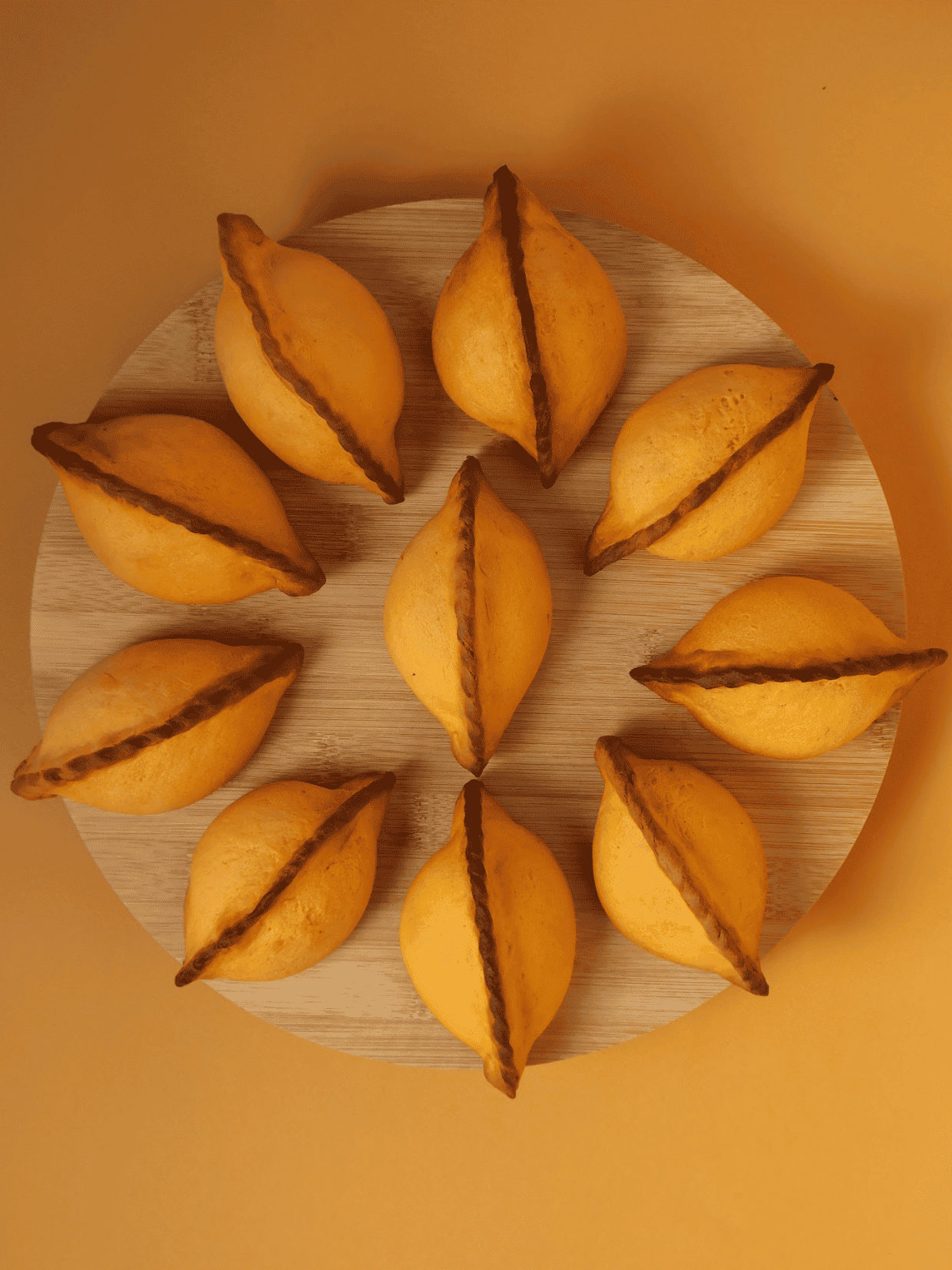 Bandeja de salteñas